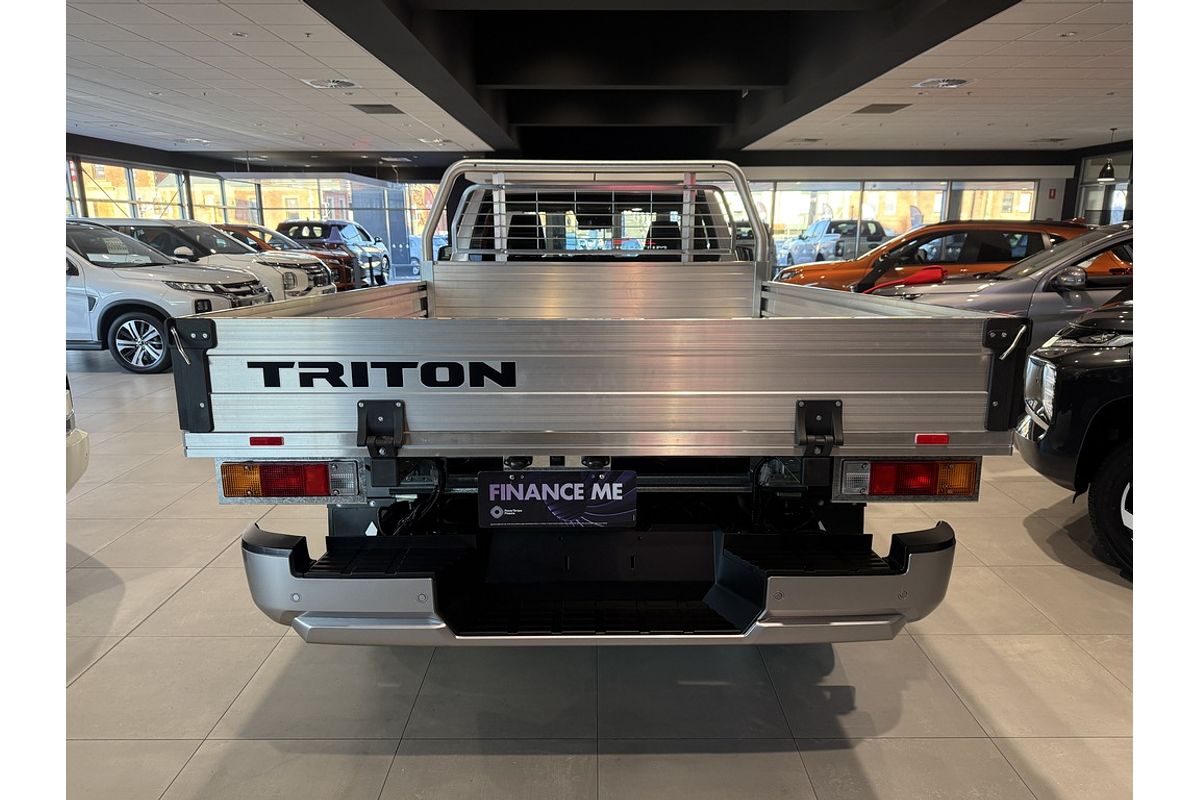2025 Mitsubishi Triton GLX MV 4X4