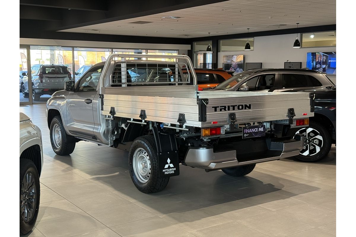 2025 Mitsubishi Triton GLX MV 4X4
