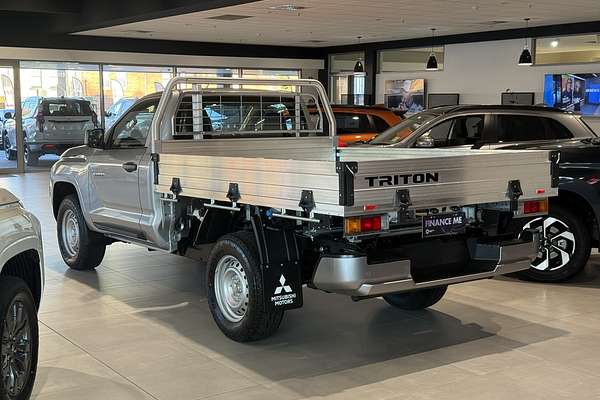 2025 Mitsubishi Triton GLX MV 4X4