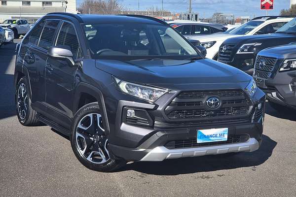 2020 Toyota RAV4 Edge AXAA54R
