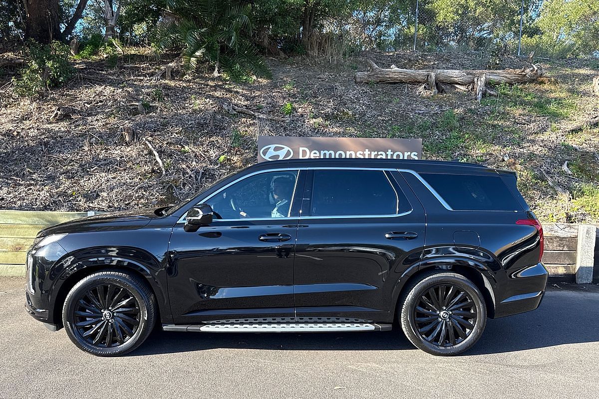 2025 Hyundai Palisade Calligraphy Black Ink LX2.V5