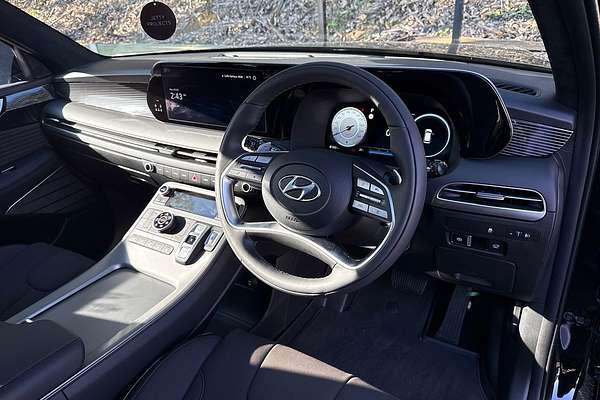 2025 Hyundai Palisade Calligraphy Black Ink LX2.V5