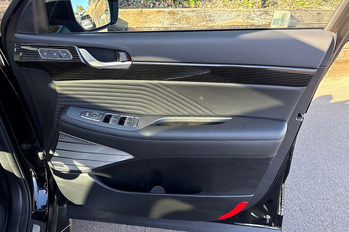 2025 Hyundai Palisade Calligraphy Black Ink LX2.V5