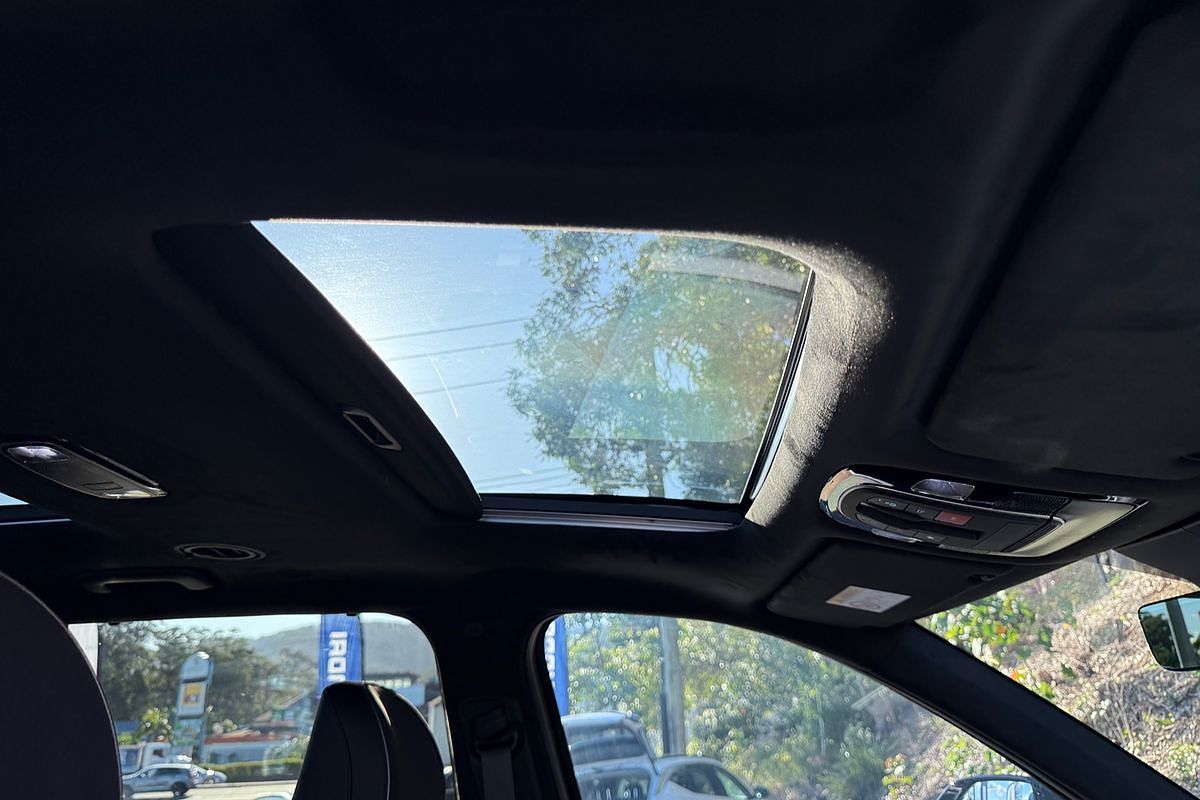 2025 Hyundai Palisade Calligraphy Black Ink LX2.V5