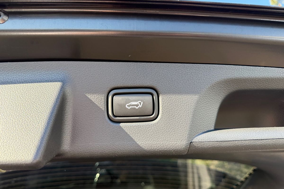 2025 Hyundai Palisade Calligraphy Black Ink LX2.V5