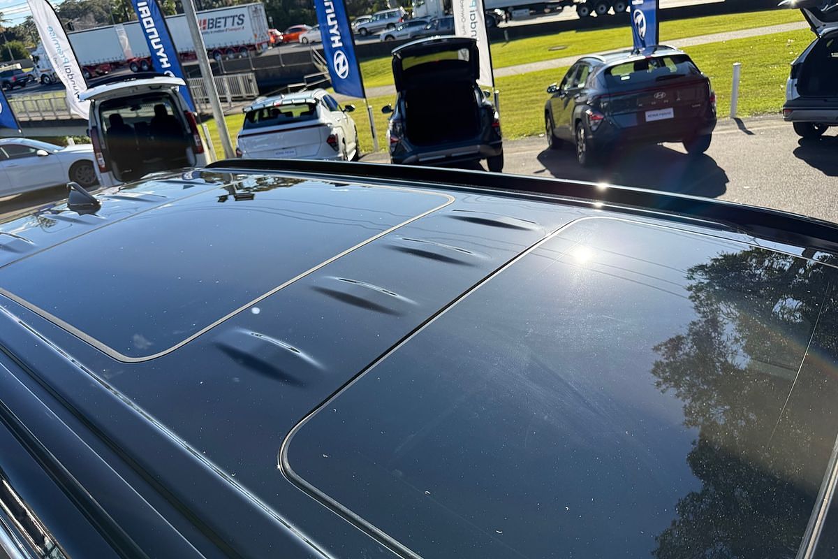 2025 Hyundai Palisade Calligraphy Black Ink LX2.V5