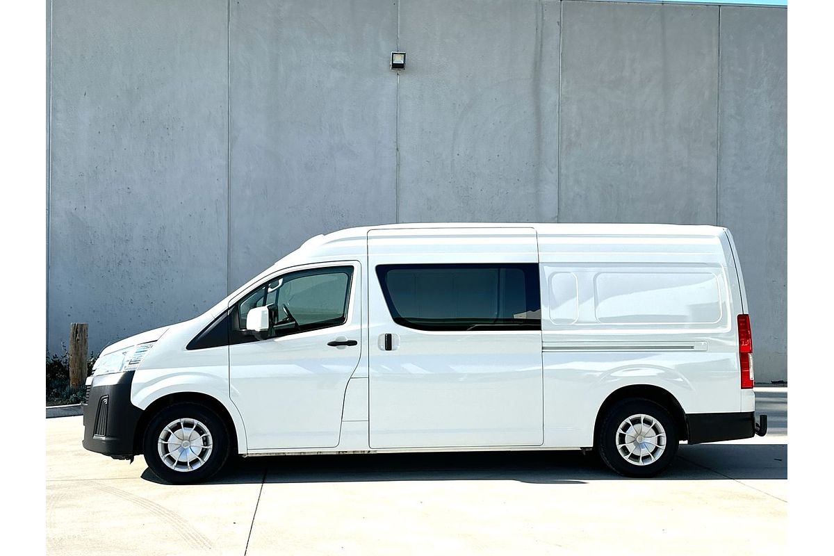 2022 Toyota Hiace GDH320R
