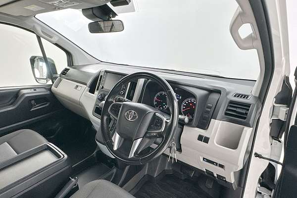 2022 Toyota Hiace GDH320R