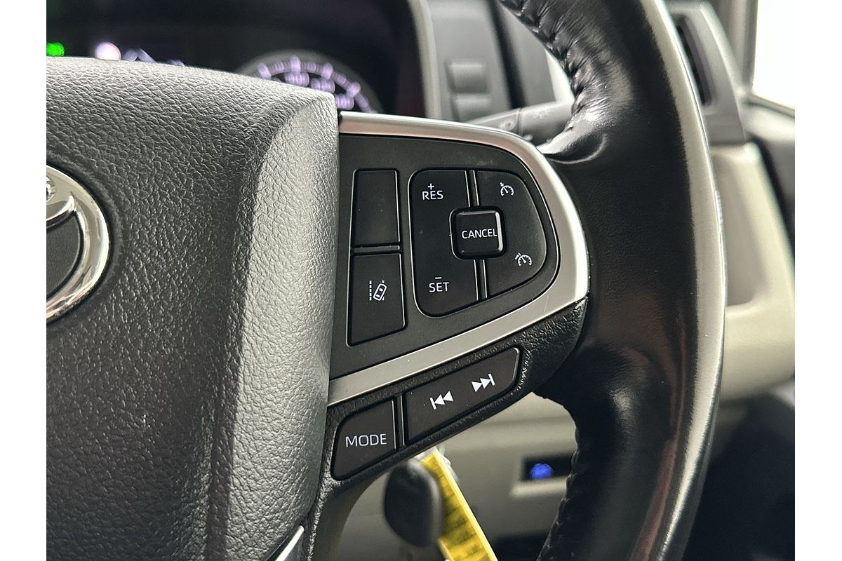2022 Toyota Hiace GDH320R