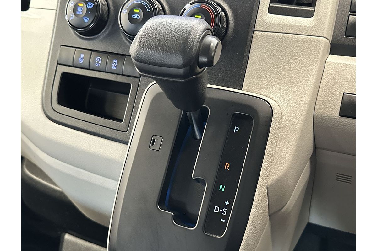2022 Toyota Hiace GDH320R