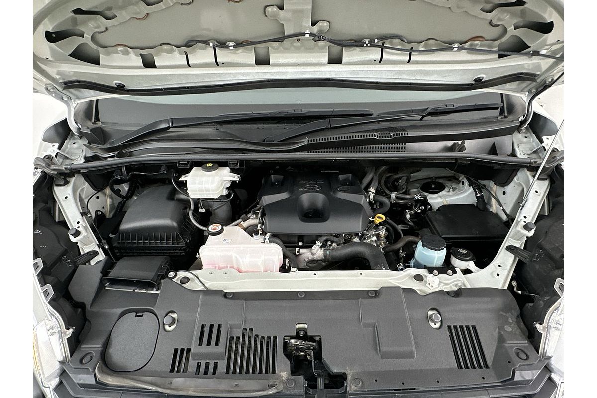 2022 Toyota Hiace GDH320R