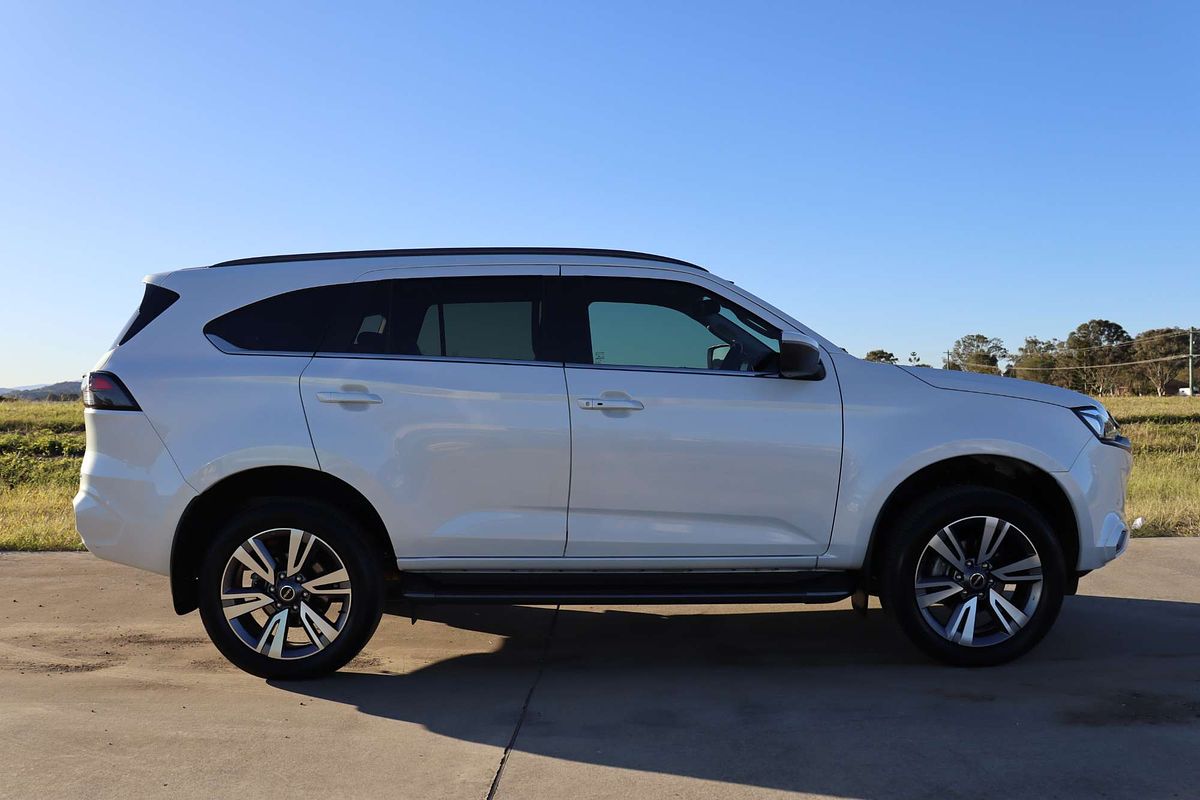 2023 Isuzu MU-X LS-U