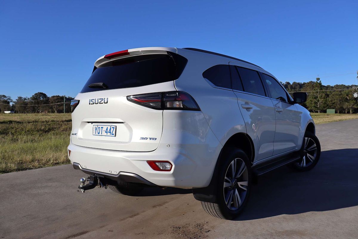 2023 Isuzu MU-X LS-U