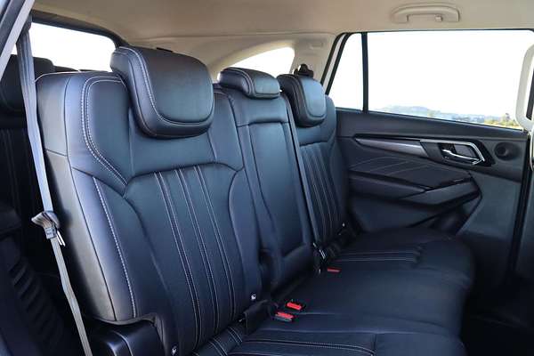 2023 Isuzu MU-X LS-U