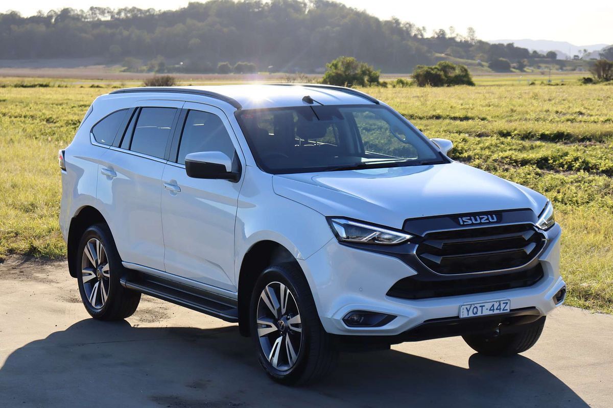 2023 Isuzu MU-X LS-U
