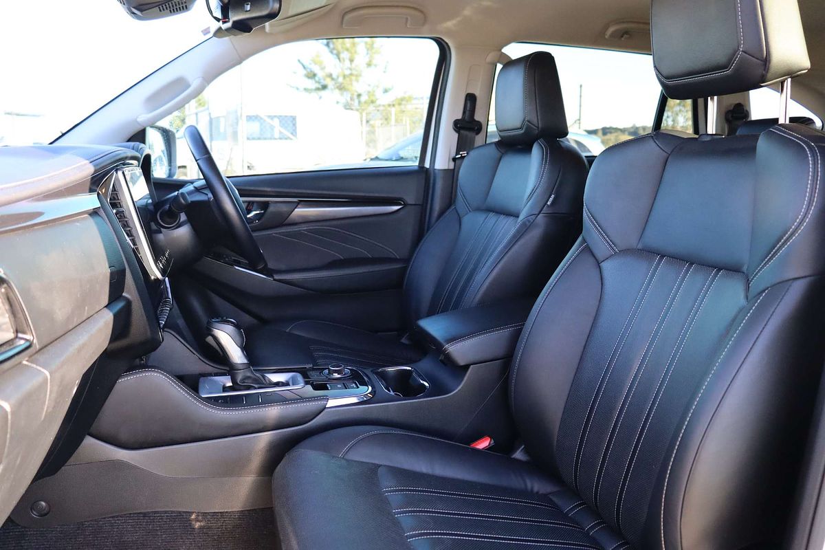 2023 Isuzu MU-X LS-U