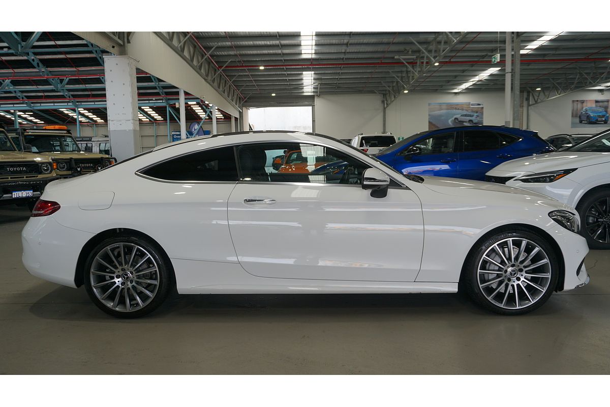 2017 Mercedes-Benz C-Class C300 C205