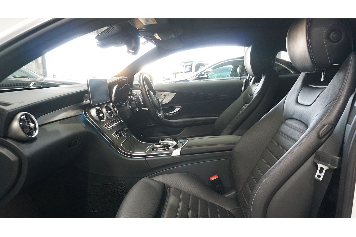 2017 Mercedes-Benz C-Class C300 C205