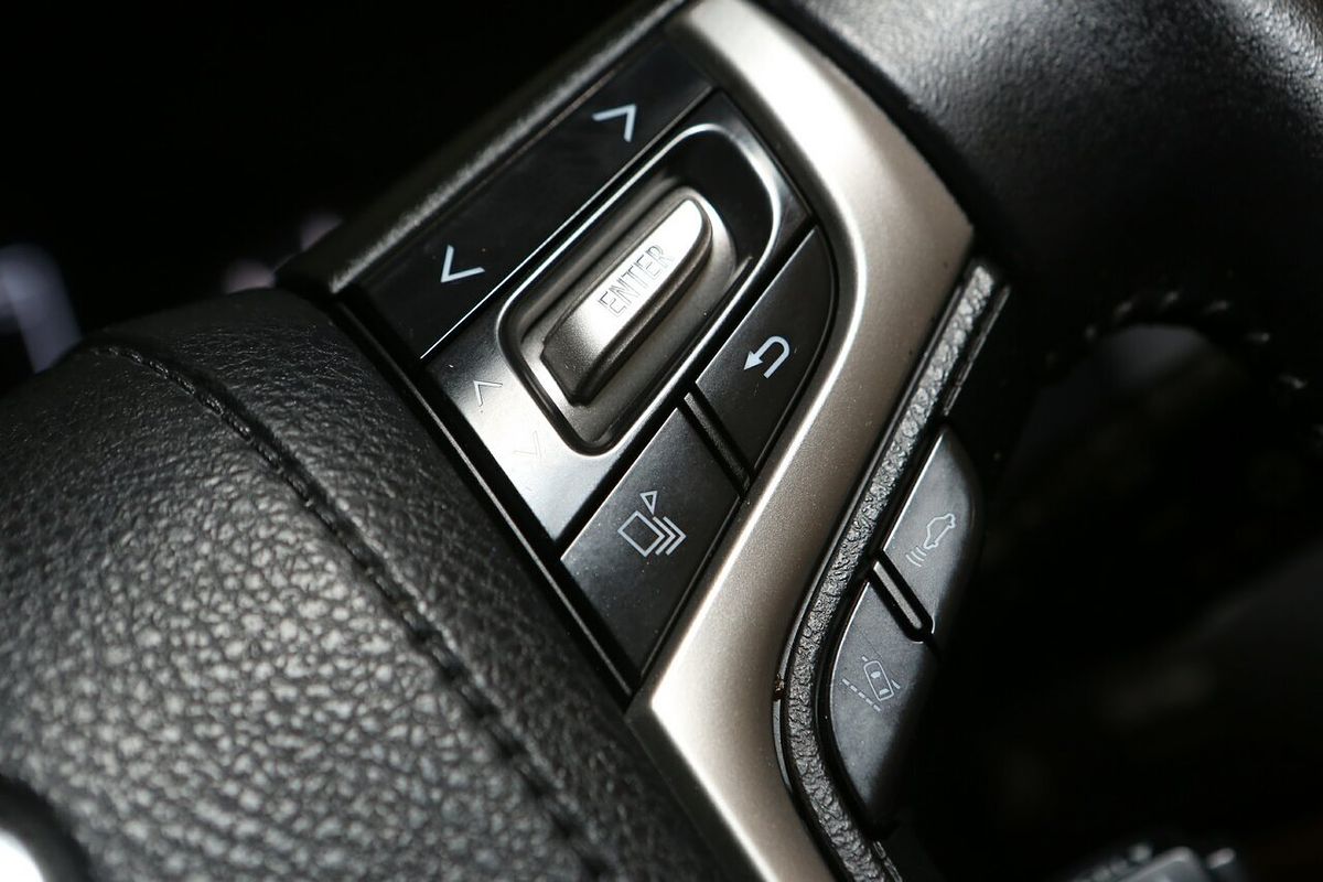 2019 Toyota Landcruiser Sahara VDJ200R