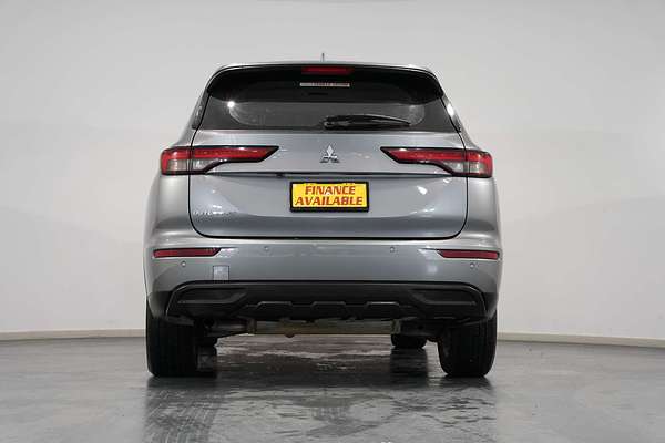 2023 Mitsubishi Outlander ES ZM