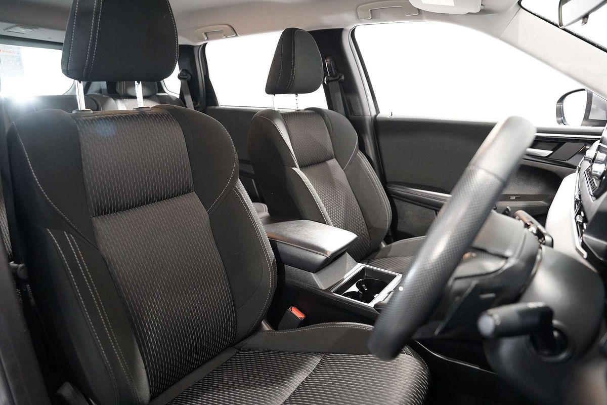 2023 Mitsubishi Outlander ES ZM