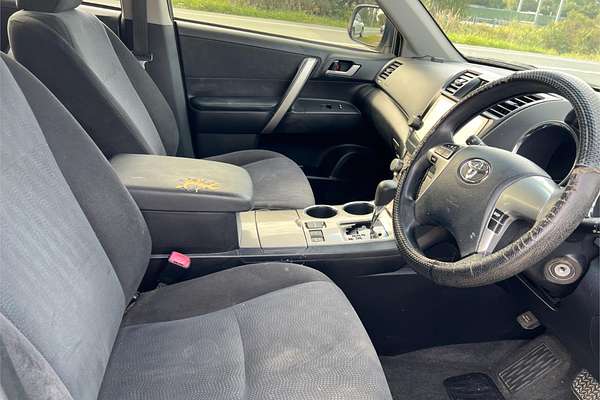 2013 Toyota Kluger KX-R GSU45R