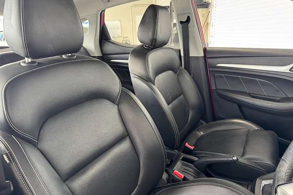 2019 MG ZS Essence AZS1