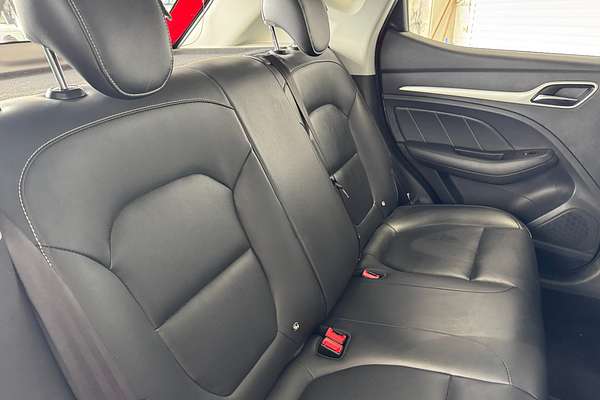 2019 MG ZS Essence AZS1