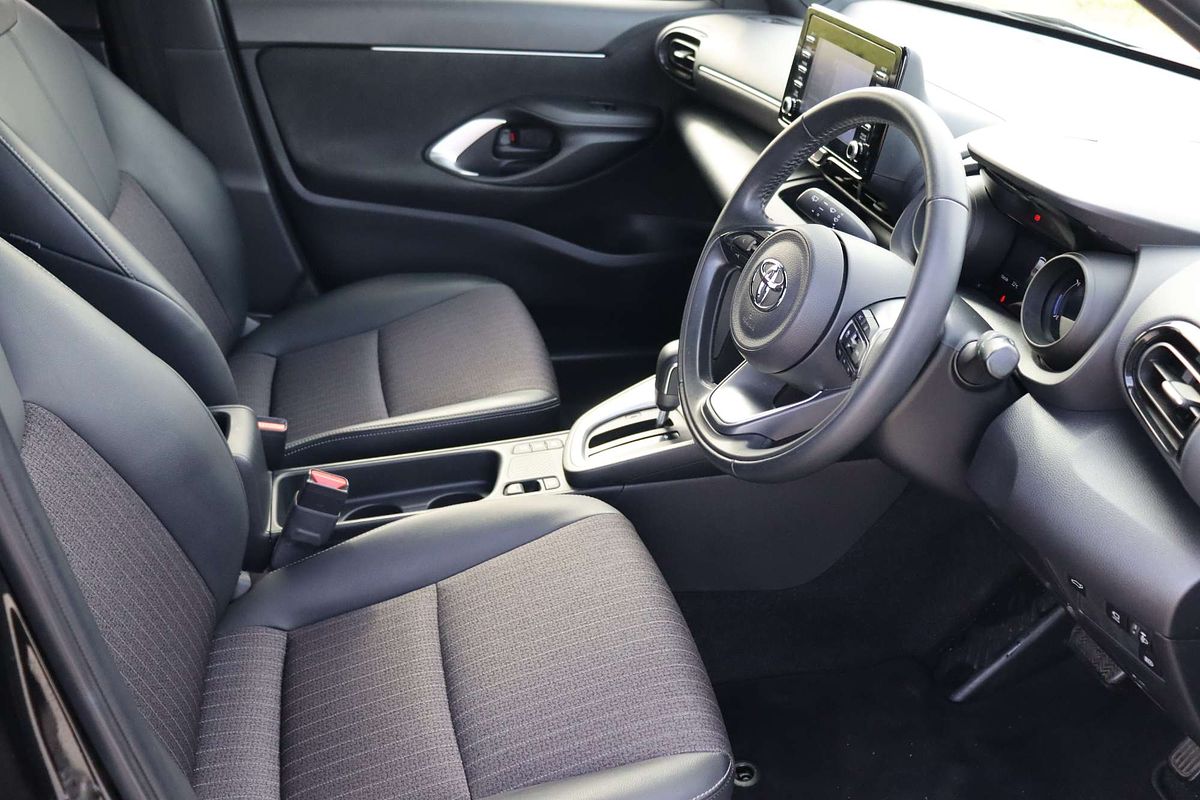 2022 Toyota Yaris Cross Urban MXPJ10R