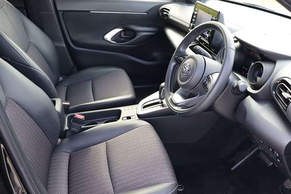 2022 Toyota Yaris Cross Urban MXPJ10R
