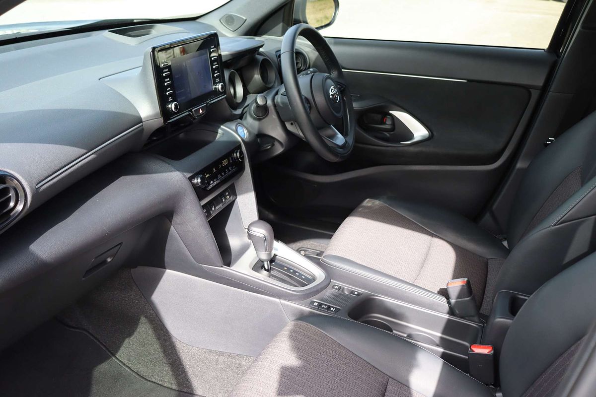 2022 Toyota Yaris Cross Urban MXPJ10R