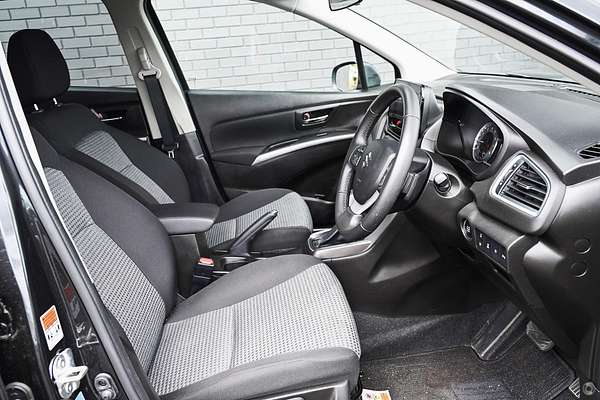 2024 Suzuki S-Cross JYB