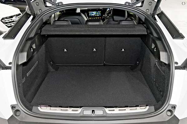 2025 Peugeot 408 GT Premium Hybrid P54