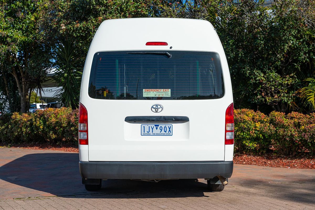 2017 Toyota Hiace Commuter KDH223R