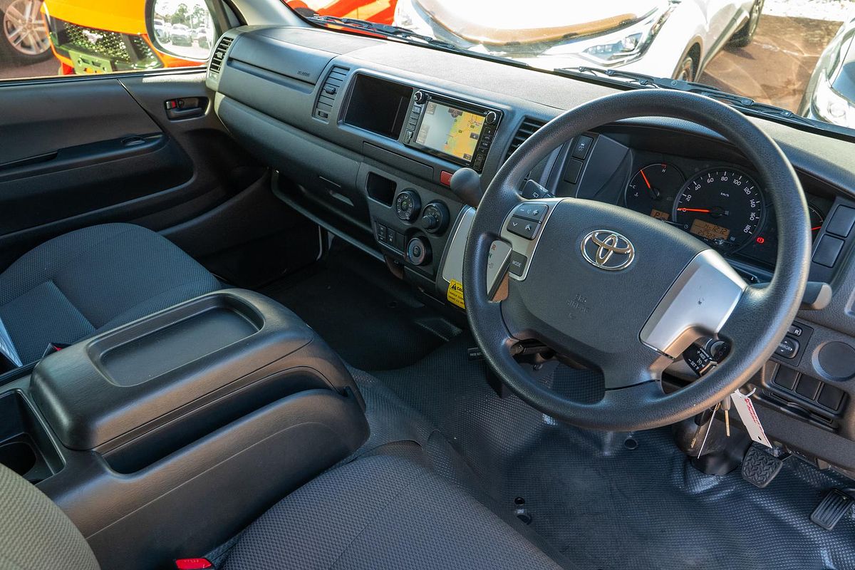2017 Toyota Hiace Commuter KDH223R