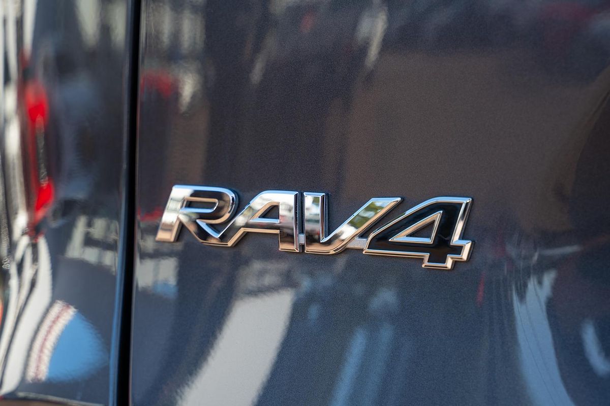 2024 Toyota RAV4 Cruiser AXAH54R
