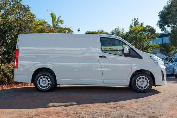 2024 Toyota Hiace GDH300R LWB