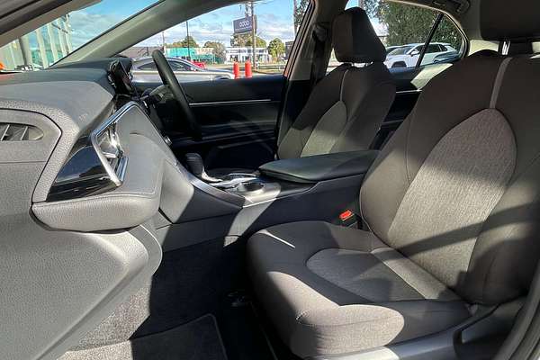 2024 Toyota Camry Ascent AXVH70R