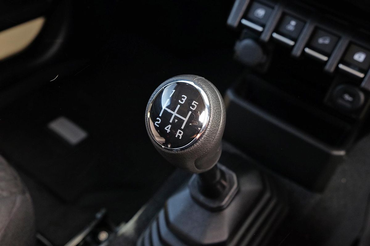 2024 Suzuki Jimny GLX GJ