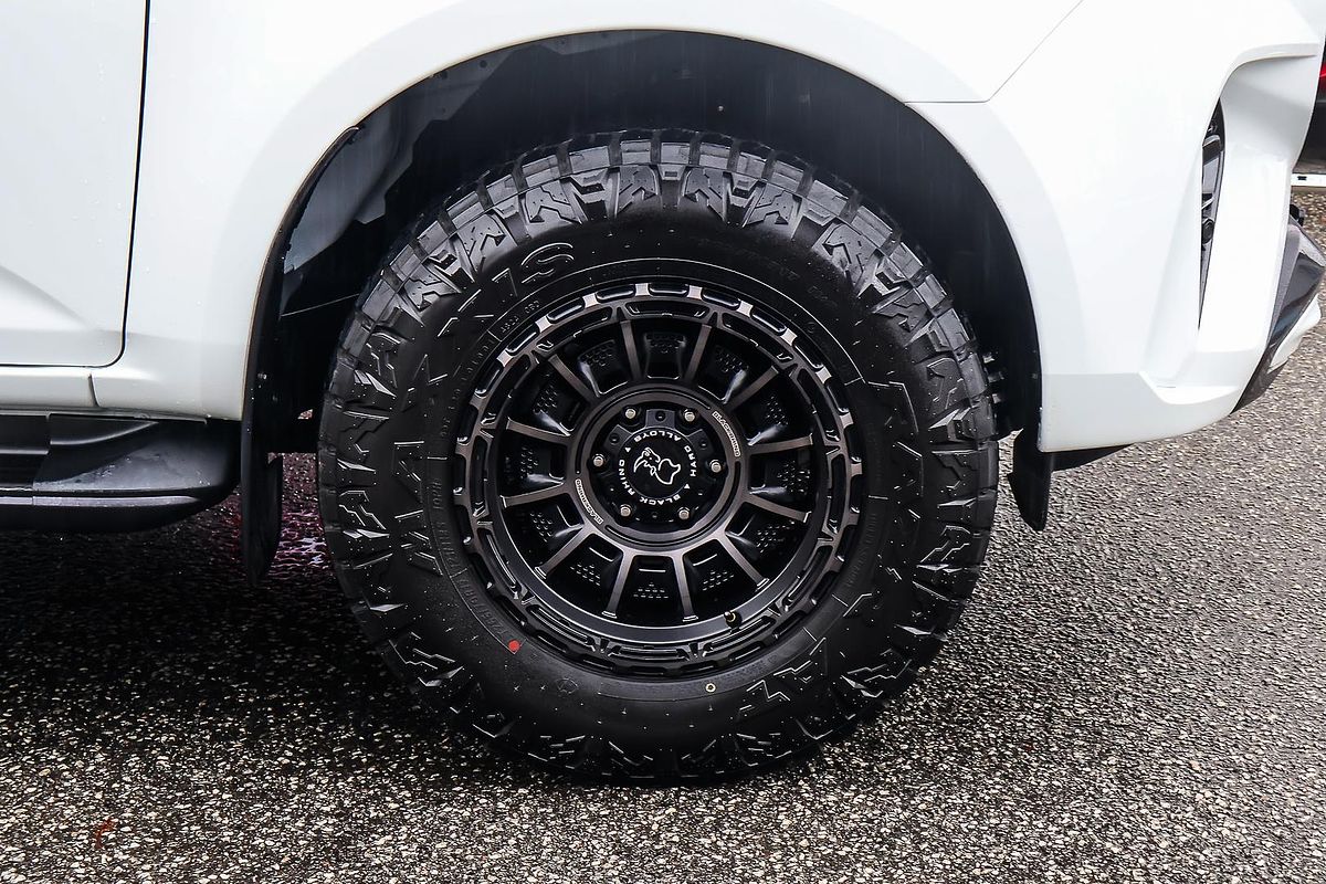 2025 Isuzu MU-X LS-U