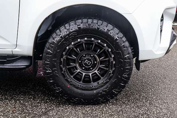 2025 Isuzu MU-X LS-U
