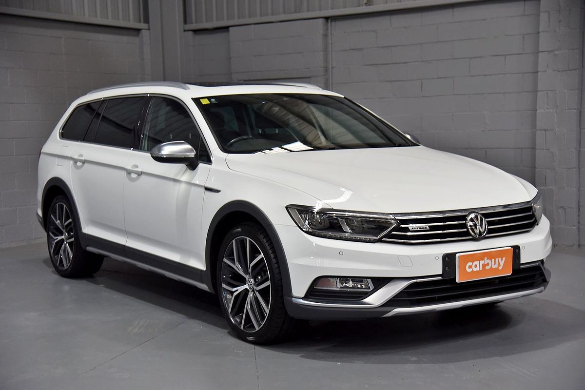2018 Volkswagen Passat Alltrack Wolfsburg Edition B8