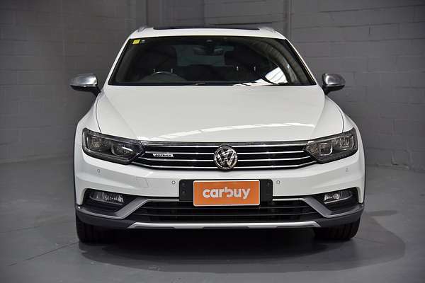 2018 Volkswagen Passat Alltrack Wolfsburg Edition B8