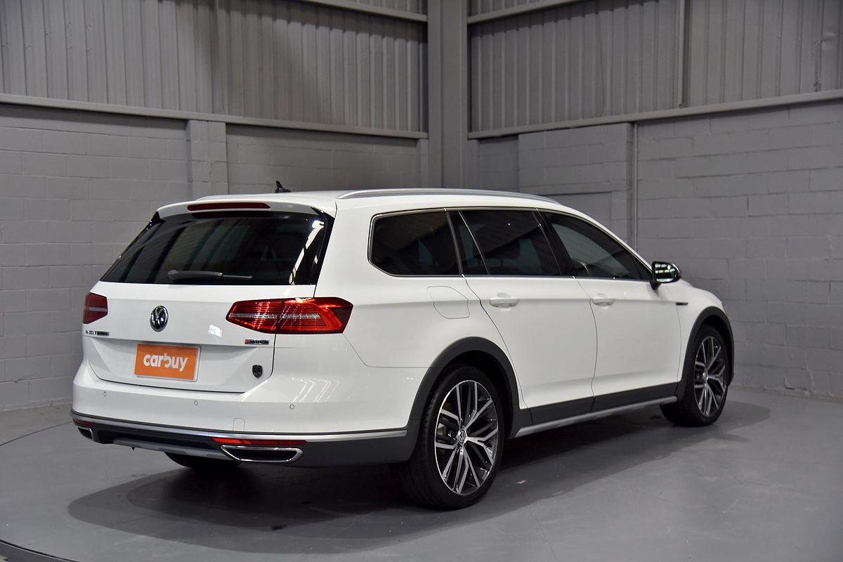 2018 Volkswagen Passat Alltrack Wolfsburg Edition B8