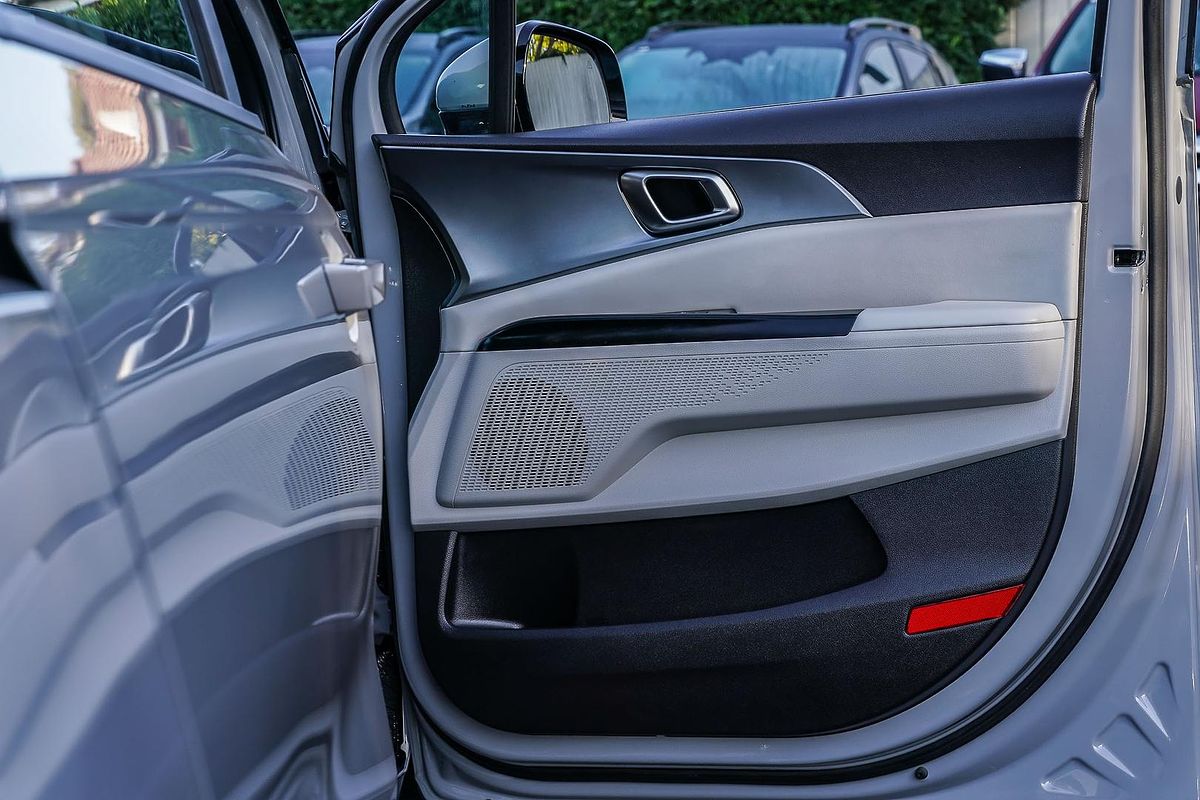 2023 Kia Carnival S KA4