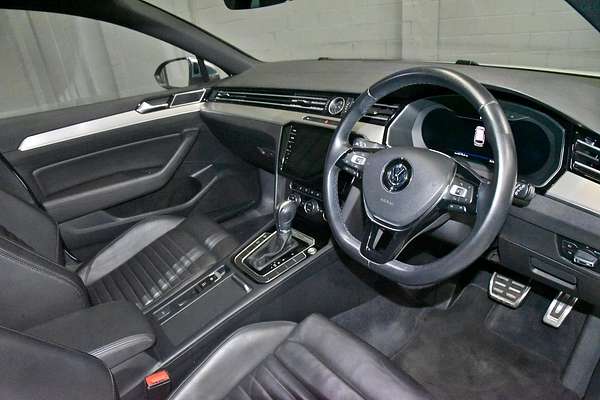 2018 Volkswagen Passat Alltrack Wolfsburg Edition B8