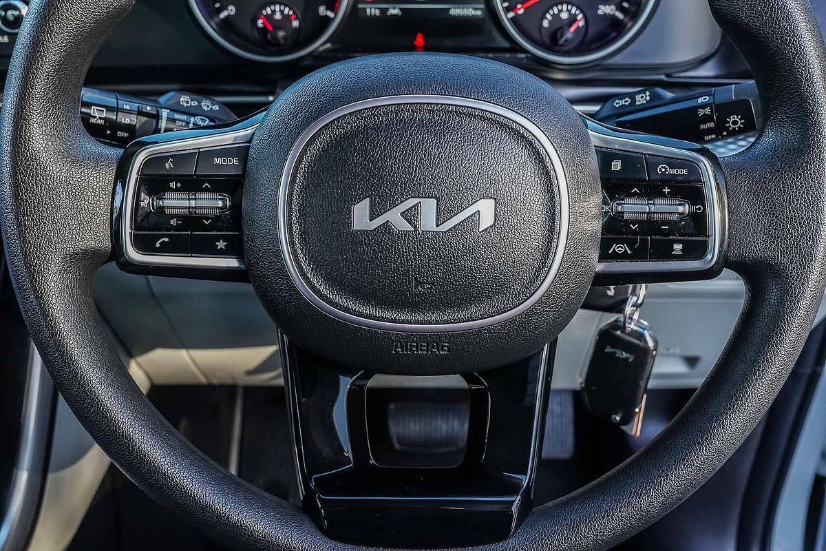 2023 Kia Carnival S KA4