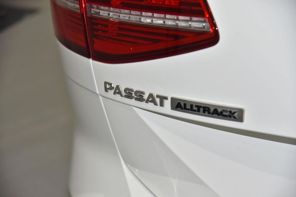 2018 Volkswagen Passat Alltrack Wolfsburg Edition B8