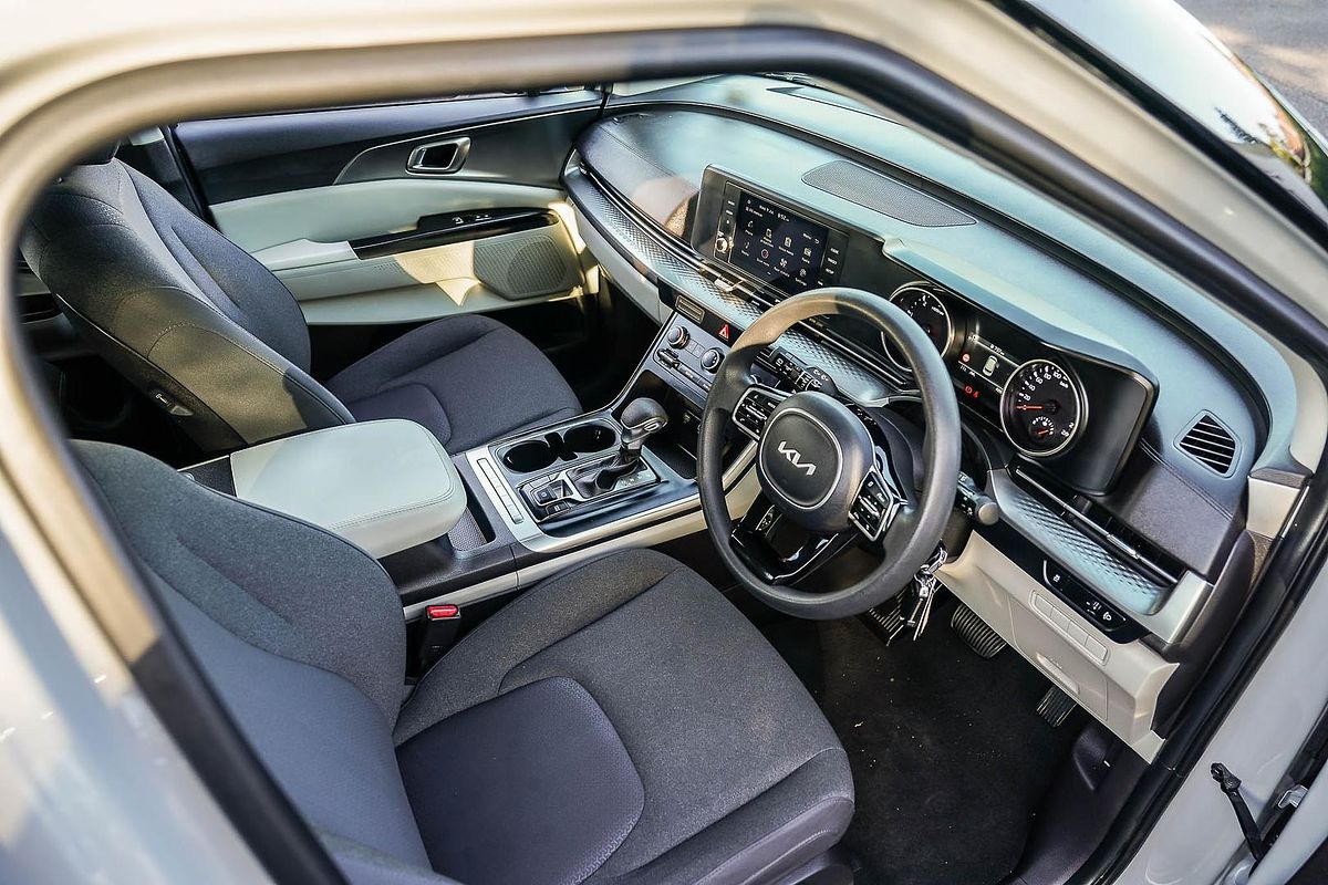 2023 Kia Carnival S KA4