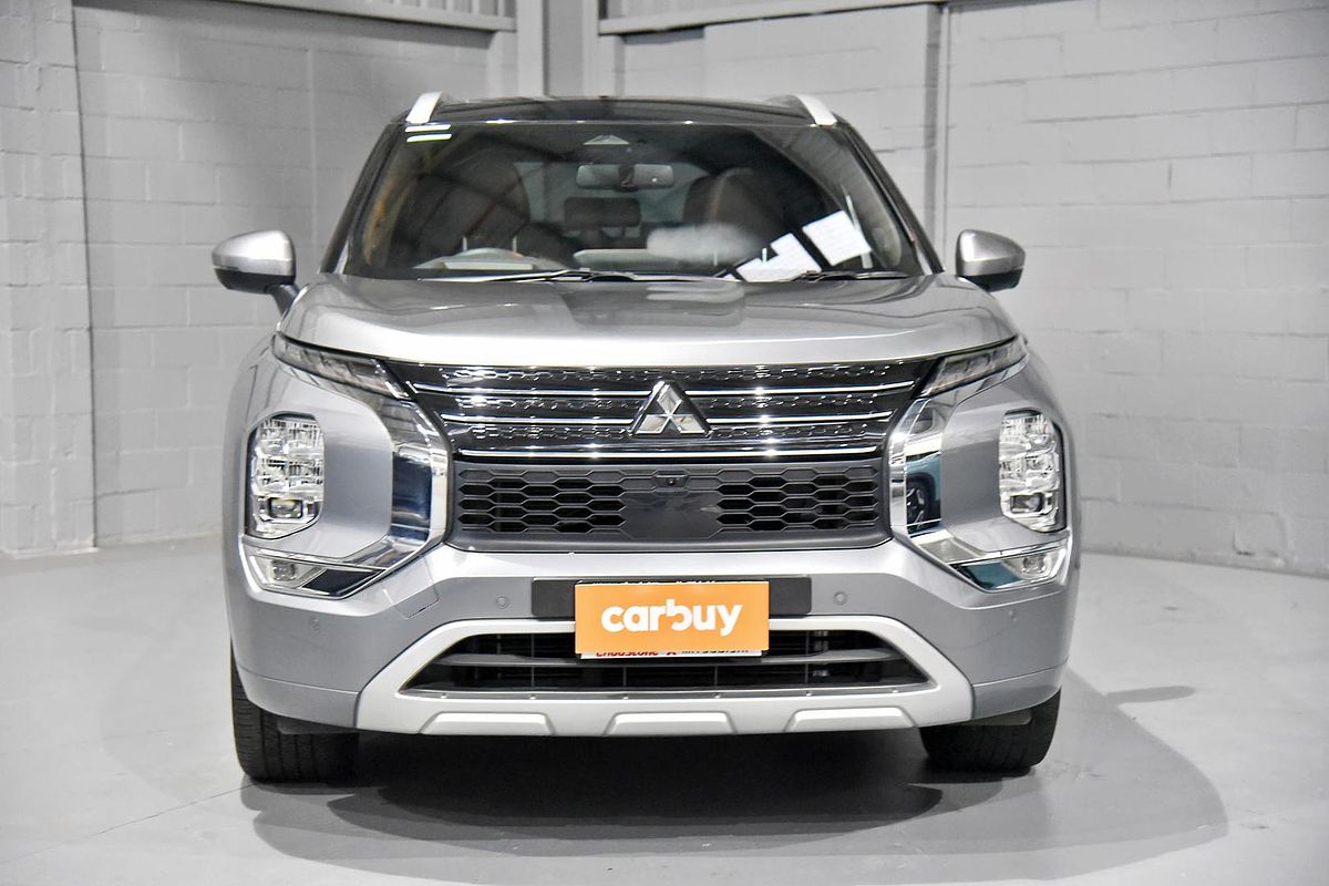 2023 Mitsubishi Outlander Exceed Tourer ZM